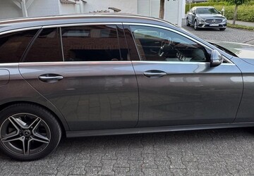 Mercedes-Benz E 300 48.000 km 35.500 &euro; Paderborn 33104