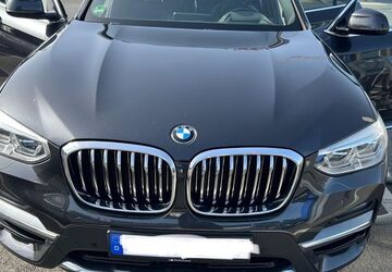 BMW X3 207.000 km 24.900 &euro; Paderborn 33100