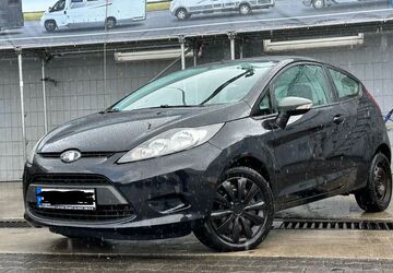 Ford Fiesta 141.000 km 2.390 &euro; Paderborn 33098