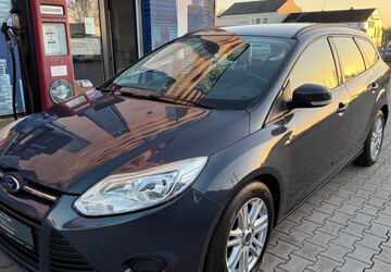 Ford Focus 108.000 km 6.999 &euro; Paderborn 33104
