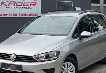 VW Golf Sportsvan 124.000 km 8.790 &euro; Paderborn 33104