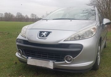 Peugeot 207 177.000 km 3.799 &euro; PADERBORN 33102