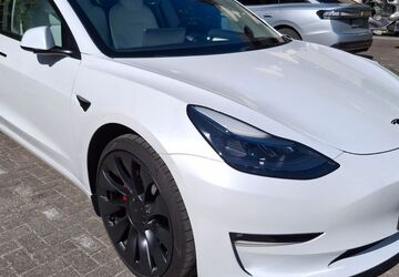 Tesla Model 3 22.900 km 37.950 &euro; Bad Lippspringe 33175