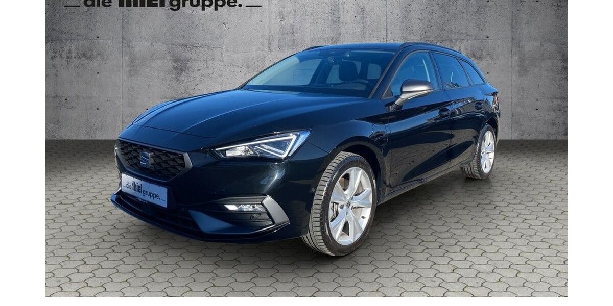 Seat Leon 30.500 km 24.490 &euro; Paderborn 33104