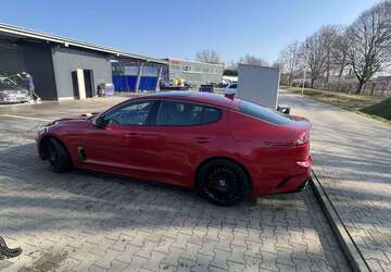 Kia Stinger 39.600 km 37.000 &euro; Lippstadt 59555