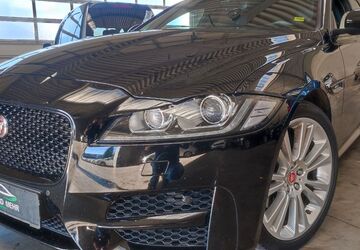 Jaguar XF 154.000 km 13.999 &euro; Paderborn 33100