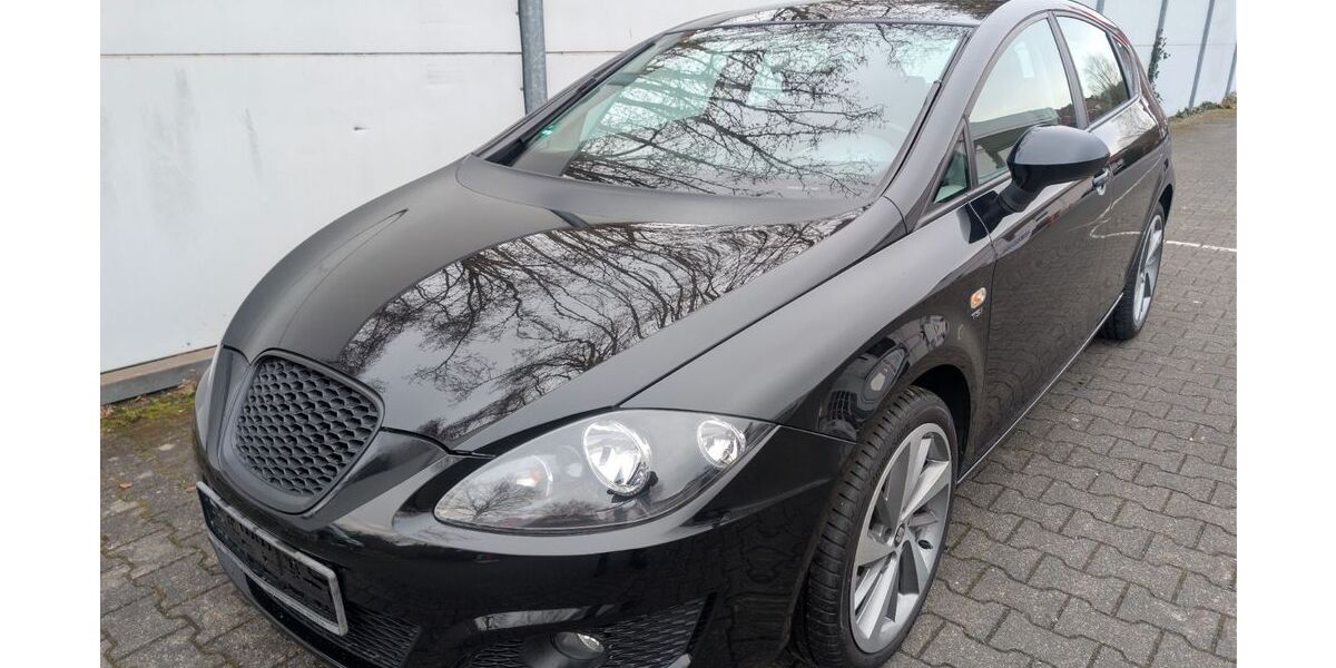 Seat Leon 117.397 km 5.299 &euro; Detmold 32758