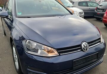 VW Golf 160.000 km 7.999 &euro; Paderborn 33100