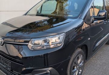 Toyota Proace (Verso) 145.523 km 17.999 &euro; Detmold 32758