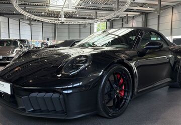 Porsche 992 6.450 km 181.790 &euro; Paderborn 33100