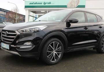 Hyundai TUCSON 74.134 km 17.990 &euro; Paderborn Schloß-Neuhaus 33104