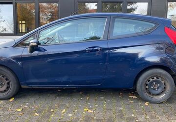 Ford Fiesta 89.000 km 3.450 &euro; Salzkotten 33154