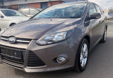 Ford Focus 80.000 km 6.290 &euro; Paderborn 33104