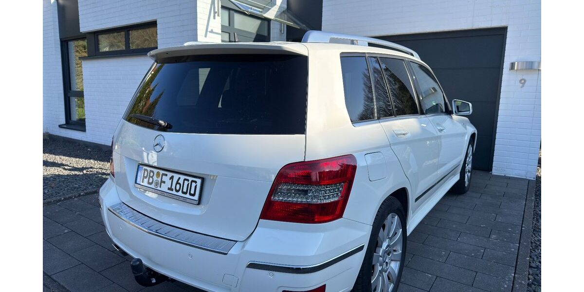 Mercedes-Benz GLK 220 98.000 km 16.450 &euro; Paderborn 33100