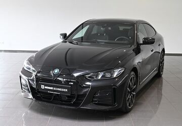 BMW i4 35.297 km 44.750 &euro; Paderborn 33100