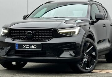 Volvo XC40 6.000 km 42.940 &euro; Paderborn 33106