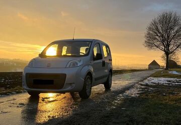 Fiat Qubo 187.000 km 3.300 &euro; Büren 33142