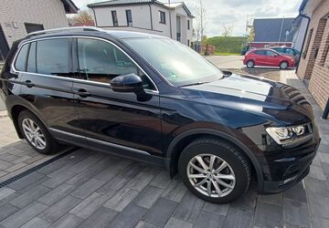 VW Tiguan 88.000 km 19.900 &euro; Delbrück 33129