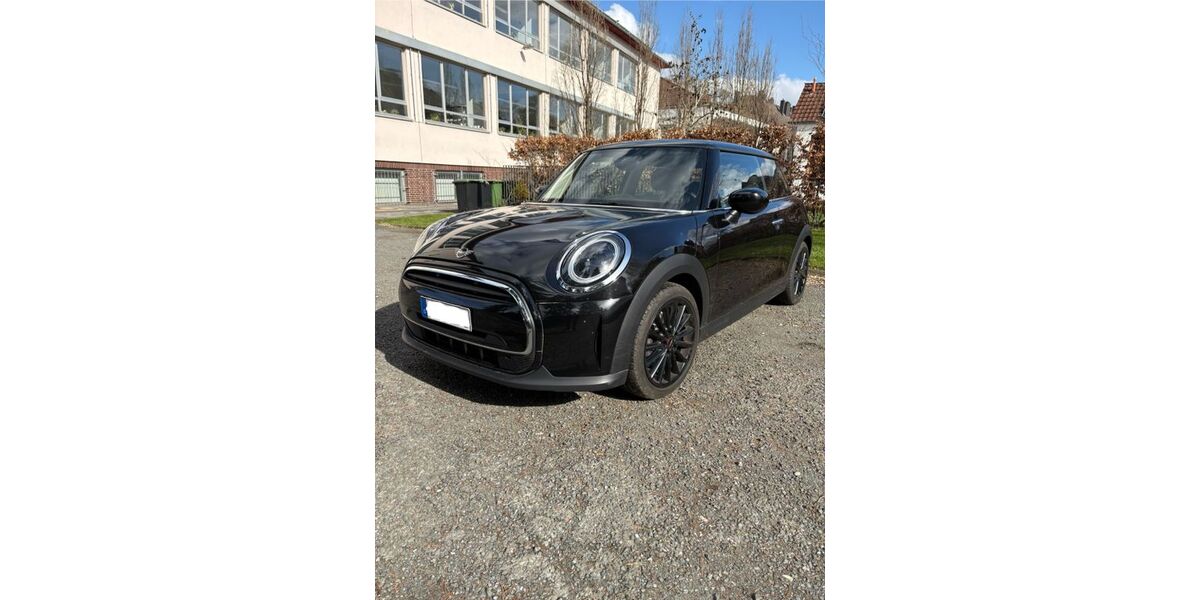 Mini ONE 88.000 km 15.900 &euro; Paderborn 33098