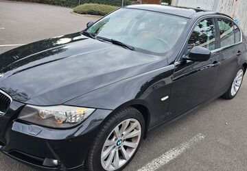 BMW 320 271.000 km 7.490 &euro; Paderborn 33102