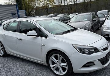 Opel Astra 261.000 km 2.499 &euro; Detmold 32758