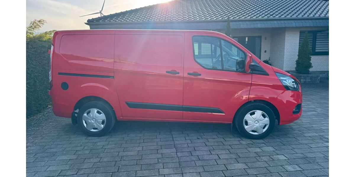 Ford Transit Custom 84.000 km 19.600 &euro; Bad Lippspringe 33175