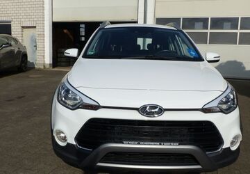 Hyundai i20 30.667 km 15.450 &euro; Schloß Holte 33758