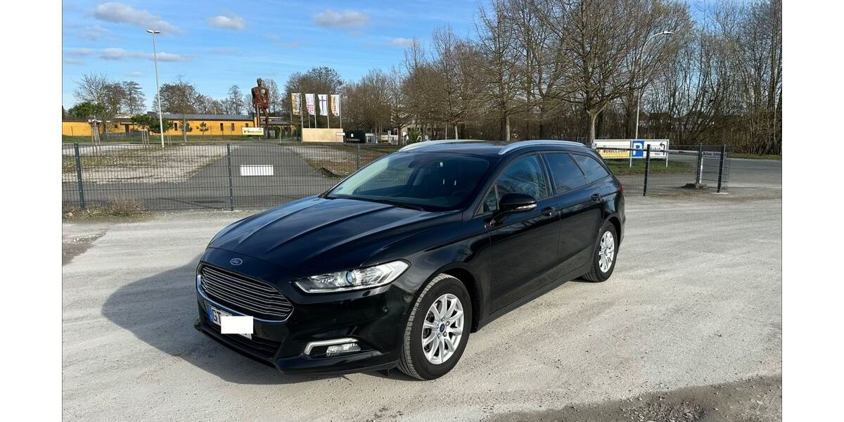 Ford Mondeo 212.000 km 8.500 &euro; Rietberg 33397