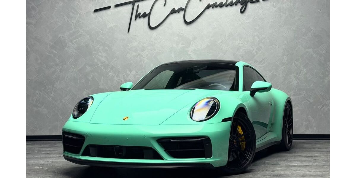 Porsche 992 38.290 km 157.900 &euro; Paderborn 33100