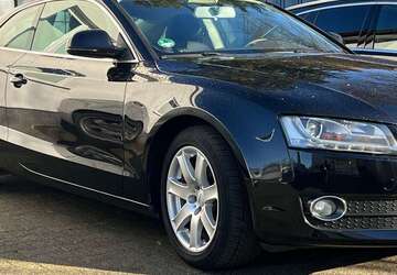 Audi A5 147.000 km 9.100 &euro; Paderborn 33102