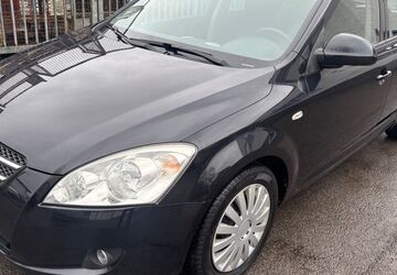 Kia Andere 208.000 km 2.390 &euro; Detmold 32758