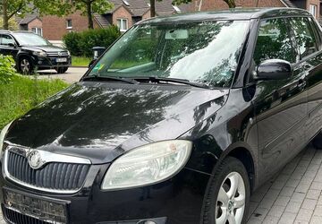 Skoda Fabia 114.521 km 3.490 &euro; Paderborn 33100