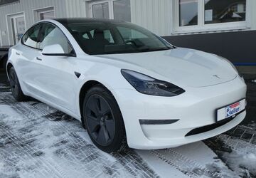 Tesla Model 3 34.881 km 37.900 &euro; Paderborn 33106