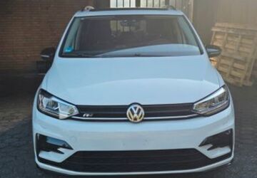 VW Touran 135.000 km 16.399 &euro; Horn Bad Meinberg 32805