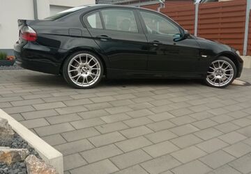 BMW 320 140.000 km 9.500 &euro; Brakel 33034