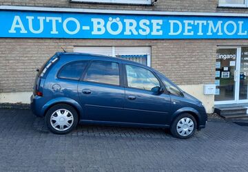 Renault Clio 87.125 km 3.900 &euro; Detmold 32758