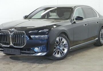BMW i7 52.990 km 81.749 &euro; Paderborn 33100