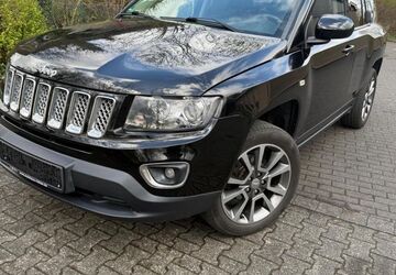Jeep Compass 131.000 km 6.999 &euro; Paderborn 33100