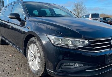 VW Passat Variant 154.479 km 16.999 &euro; Paderborn 33106