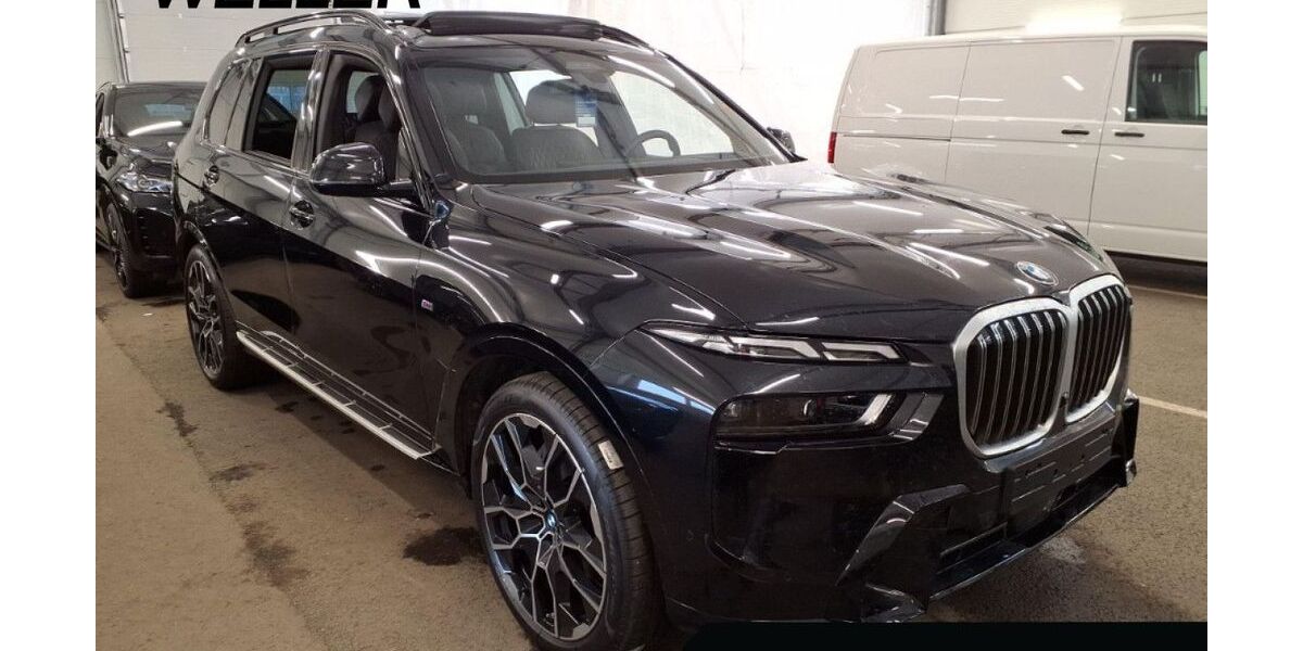 BMW X7 24.761 km 84.350 &euro; Paderborn 33104
