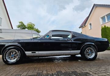 Ford Mustang 52.500 km 65.000 &euro; Detmold 32758