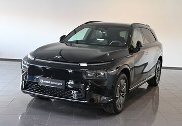 XPeng G9 3.301 km 47.850 &euro; Paderborn 33100