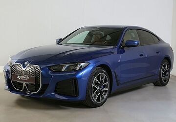BMW i4 21.900 km 45.840 &euro; Paderborn 33100