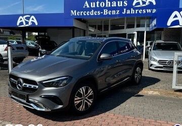 Mercedes-Benz GLA 200 8.300 km 39.990 &euro; Bad Driburg 33014