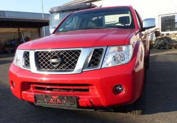 Nissan Navara 146.000 km 8.500 &euro; Schloß Holte 33758