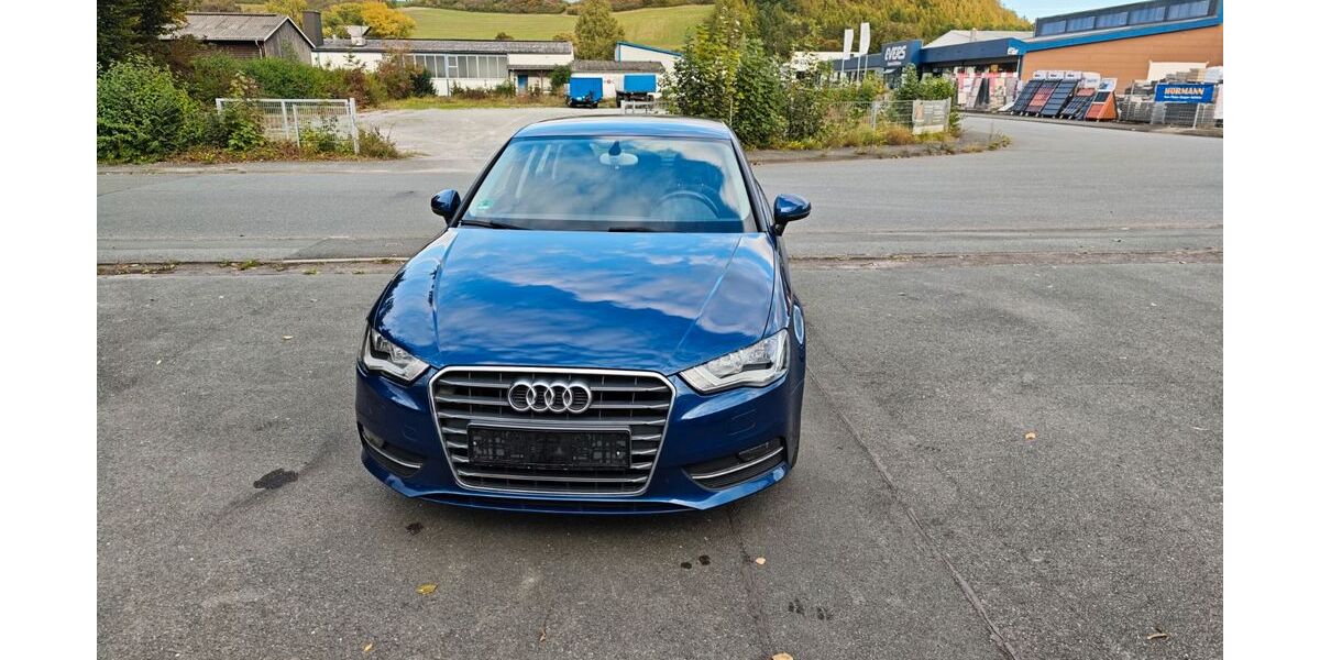 Audi A3 115.486 km 10.450 &euro; Büren 33142