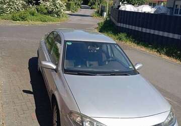 Renault Laguna 170.000 km 1.890 &euro; Delbrück, Stadt 33129