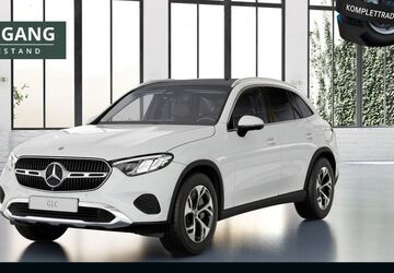 Mercedes-Benz GLC 300 3.930 km 61.770 &euro; Paderborn 33100