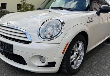 Mini ONE 128.000 km 3.899 &euro; Paderborn 33100