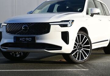 Volvo XC90 6.000 km 74.980 &euro; Paderborn 33106